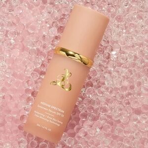 4 In 1 Liquid Foundation/Sunscreen